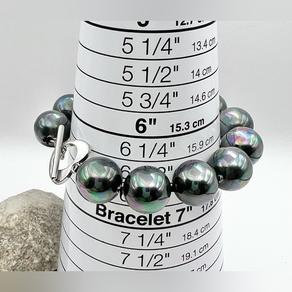 SHELL PEARL BRACELET - Picture 5 of 8